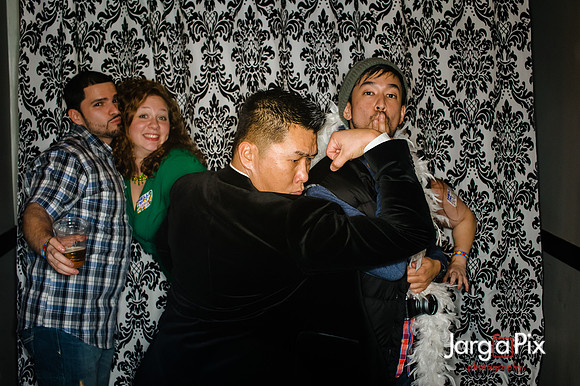 ISNB_Holiday_Party_2012-285