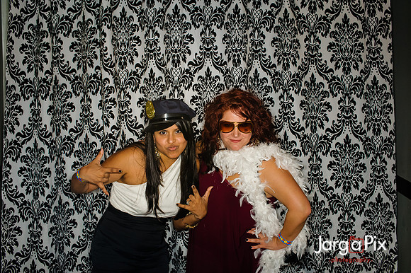 ISNB_Holiday_Party_2012-240