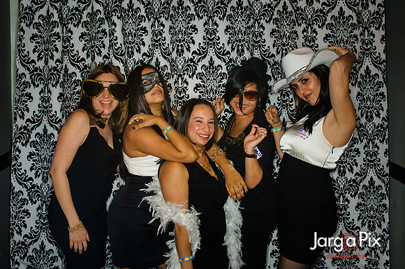 ISNB_Holiday_Party_2012-090