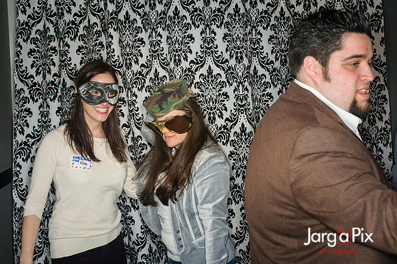 ISNB_Holiday_Party_2012-060