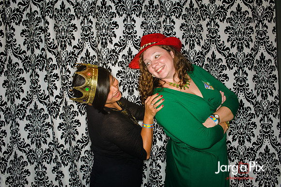ISNB_Holiday_Party_2012-150
