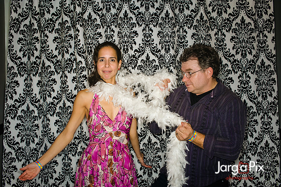 ISNB_Holiday_Party_2012-112