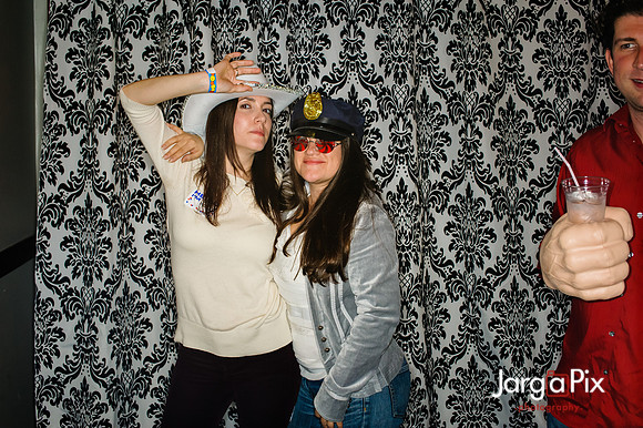 ISNB_Holiday_Party_2012-074