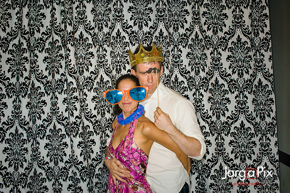 ISNB_Holiday_Party_2012-105