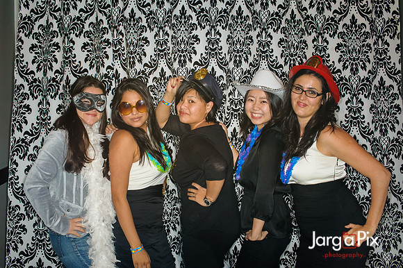 ISNB_Holiday_Party_2012-023