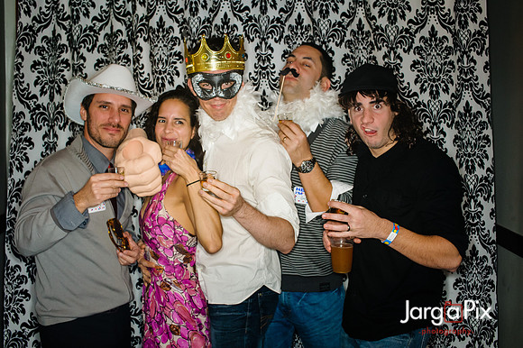ISNB_Holiday_Party_2012-100