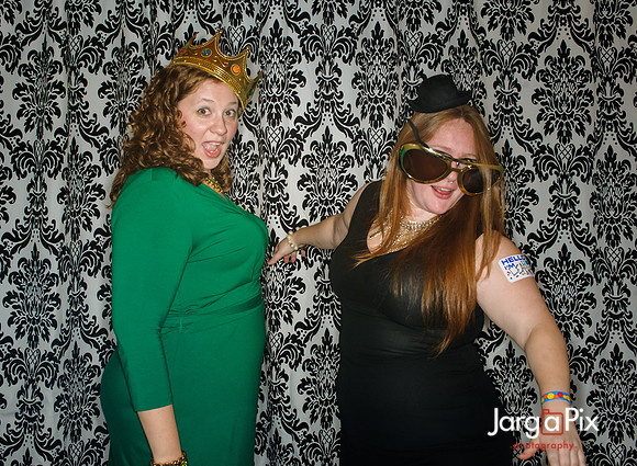 ISNB_Holiday_Party_2012-044
