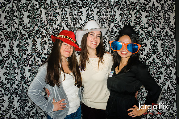 ISNB_Holiday_Party_2012-159