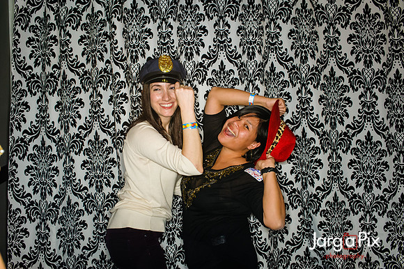 ISNB_Holiday_Party_2012-143