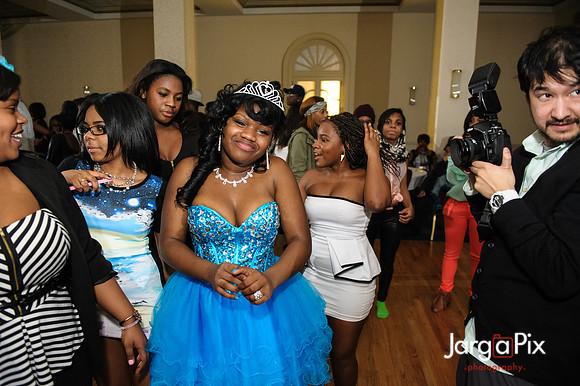 Make_a_Wish_Dotii_Sweet-16-194