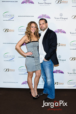 Posche_Holiday_Fashion_Show_2012-077