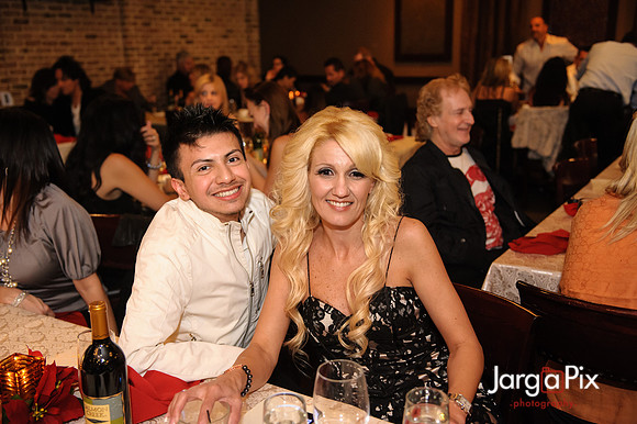Posche_Holiday_Fashion_Show_2012-224