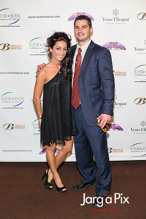 Posche_Holiday_Fashion_Show_2012-064