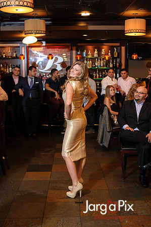 Posche_Holiday_Fashion_Show_2012-175