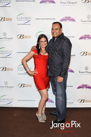 Posche_Holiday_Fashion_Show_2012-046