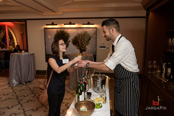 Temple_NYC_Alumni_Holiday_Reception_2015-057