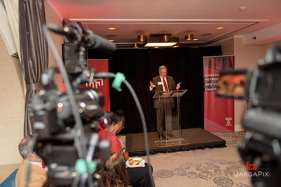 Temple_NYC_Alumni_Holiday_Reception_2015-127