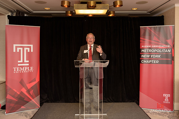 Temple_NYC_Alumni_Holiday_Reception_2015-115