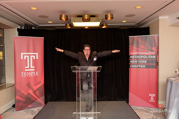 Temple_NYC_Alumni_Holiday_Reception_2015-097