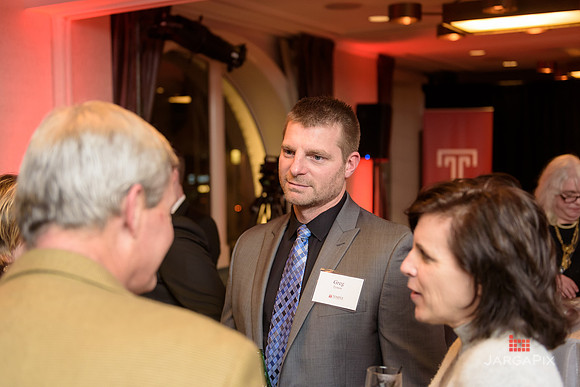 Temple_NYC_Alumni_Holiday_Reception_2015-048