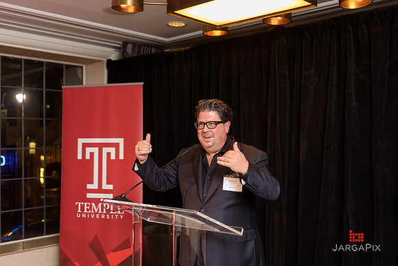 Temple_NYC_Alumni_Holiday_Reception_2015-088