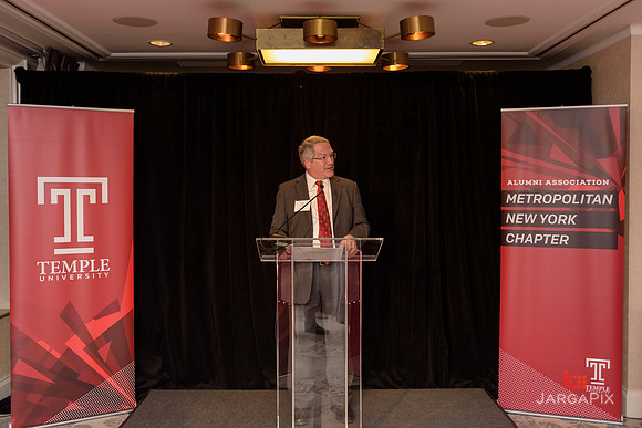 Temple_NYC_Alumni_Holiday_Reception_2015-106