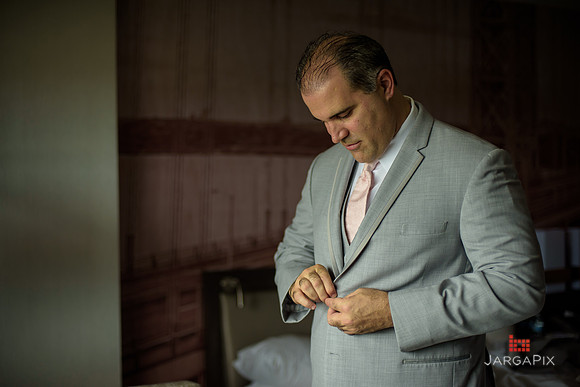 Alex_Nannette_Wedding_Preview-011