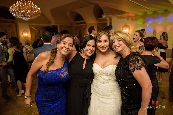 Alex_Nannette_Wedding_Preview-082