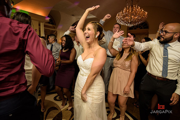 Alex_Nannette_Wedding_Preview-096