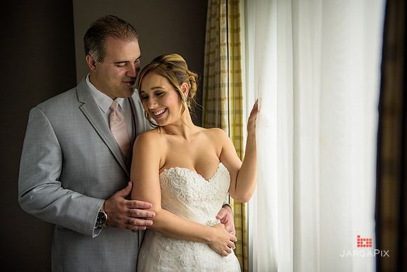 Alex_Nannette_Wedding_Preview-025