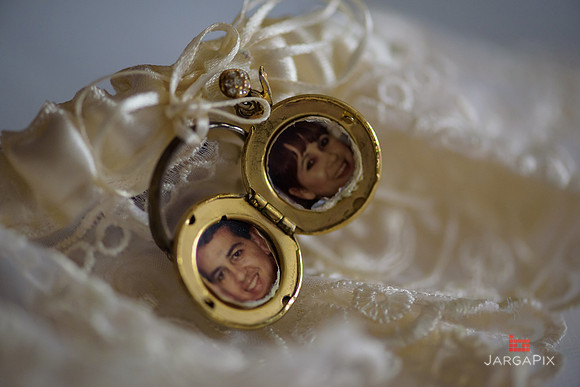 Alex_Nannette_Wedding_Preview-006