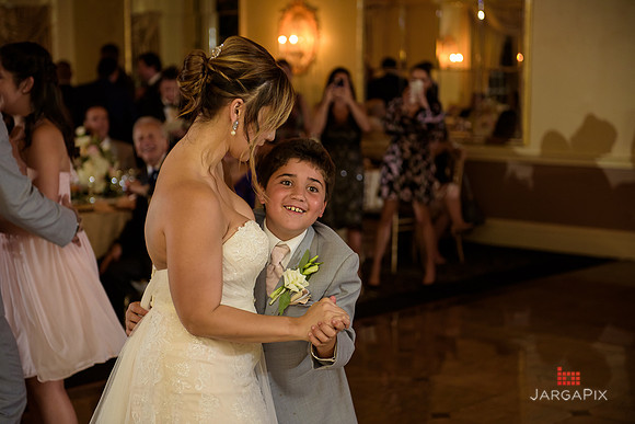 Alex_Nannette_Wedding_Preview-075