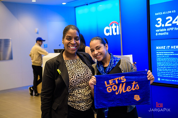 Soho_Exp_Citi_Williamsburg_Branch_metrocard_ACtivation_2017-345