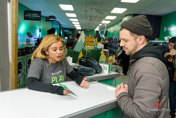 Soho_Exp_Google_Play_Fresh_Laundry-162
