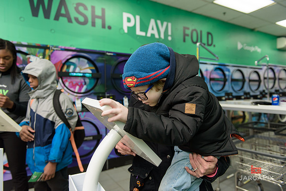 Soho_Exp_Google_Play_Fresh_Laundry-237