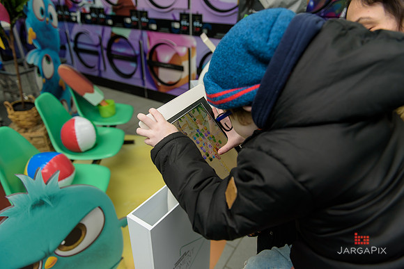 Soho_Exp_Google_Play_Fresh_Laundry-238