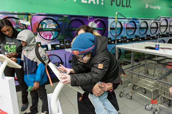 Soho_Exp_Google_Play_Fresh_Laundry-235