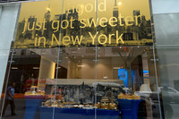 Soho_Exp_Citi_666_Window_Installation_10-19-2015-005