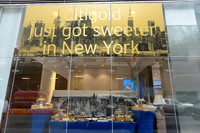 Soho_Exp_Citi_666_Window_Installation_10-19-2015-006