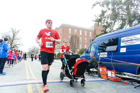 Super_Hero_Racing_Big_Game_4Miler_2014-640