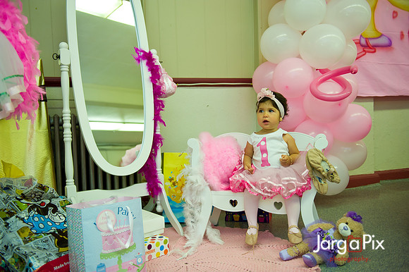 Ava_Adriel_Birthday_2011-143