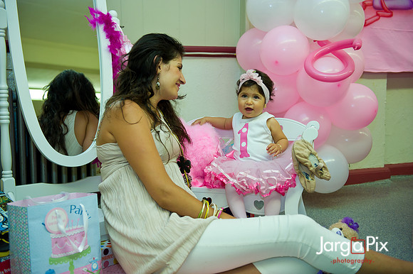 Ava_Adriel_Birthday_2011-152