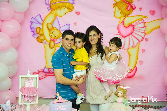 Ava_Adriel_Birthday_2011-315