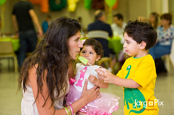 Ava_Adriel_Birthday_2011-205