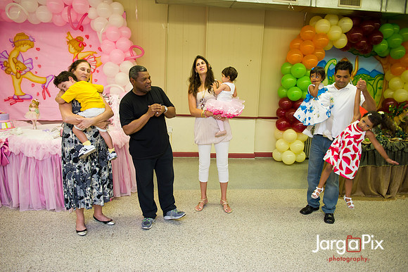 Ava_Adriel_Birthday_2011-258