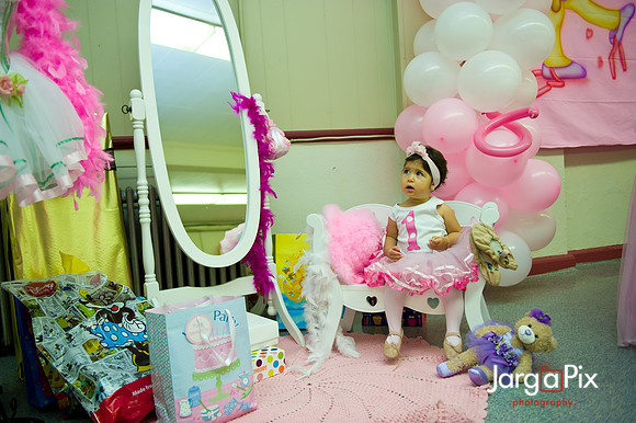 Ava_Adriel_Birthday_2011-146