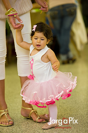 Ava_Adriel_Birthday_2011-213