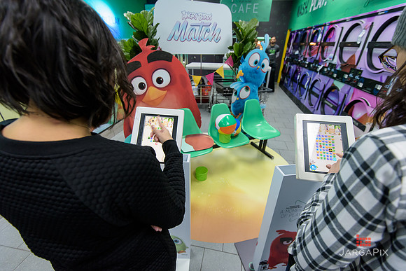Soho_Exp_Google_Play_Fresh_Laundry-144