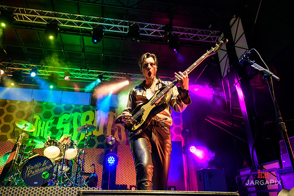 The_Struts_Mount_Airy_2019-001