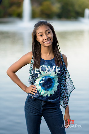 Gallo_Girls_Headshots_Fall_2015-0018